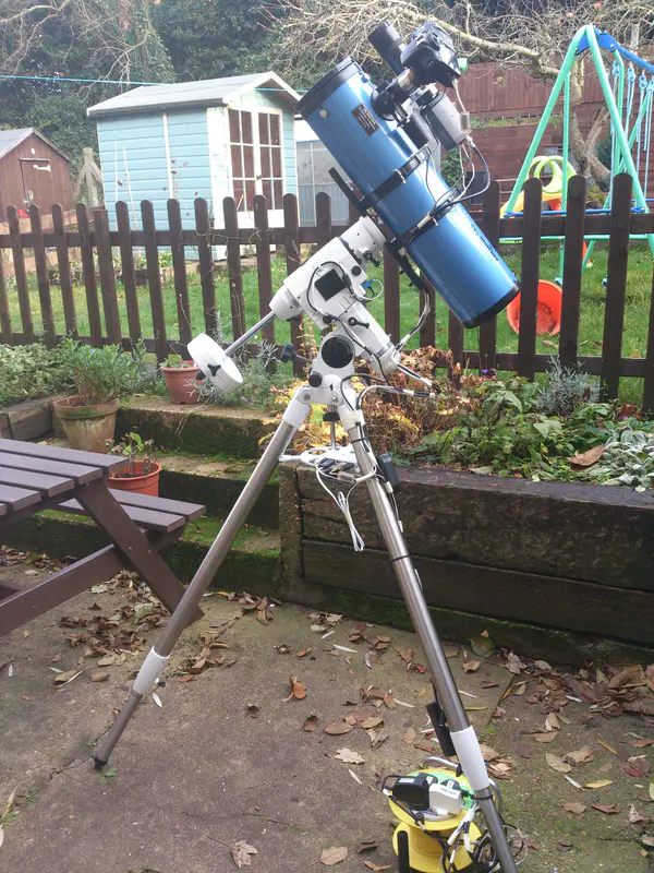First half-decent GoTo mount with my first scope — video guiding + DSLR (city days)